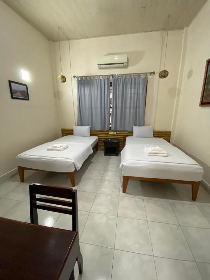 Ecran Riverfront Guesthouse Кампот Екстериор снимка