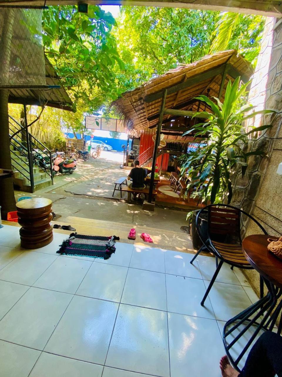 Ecran Riverfront Guesthouse Кампот Екстериор снимка