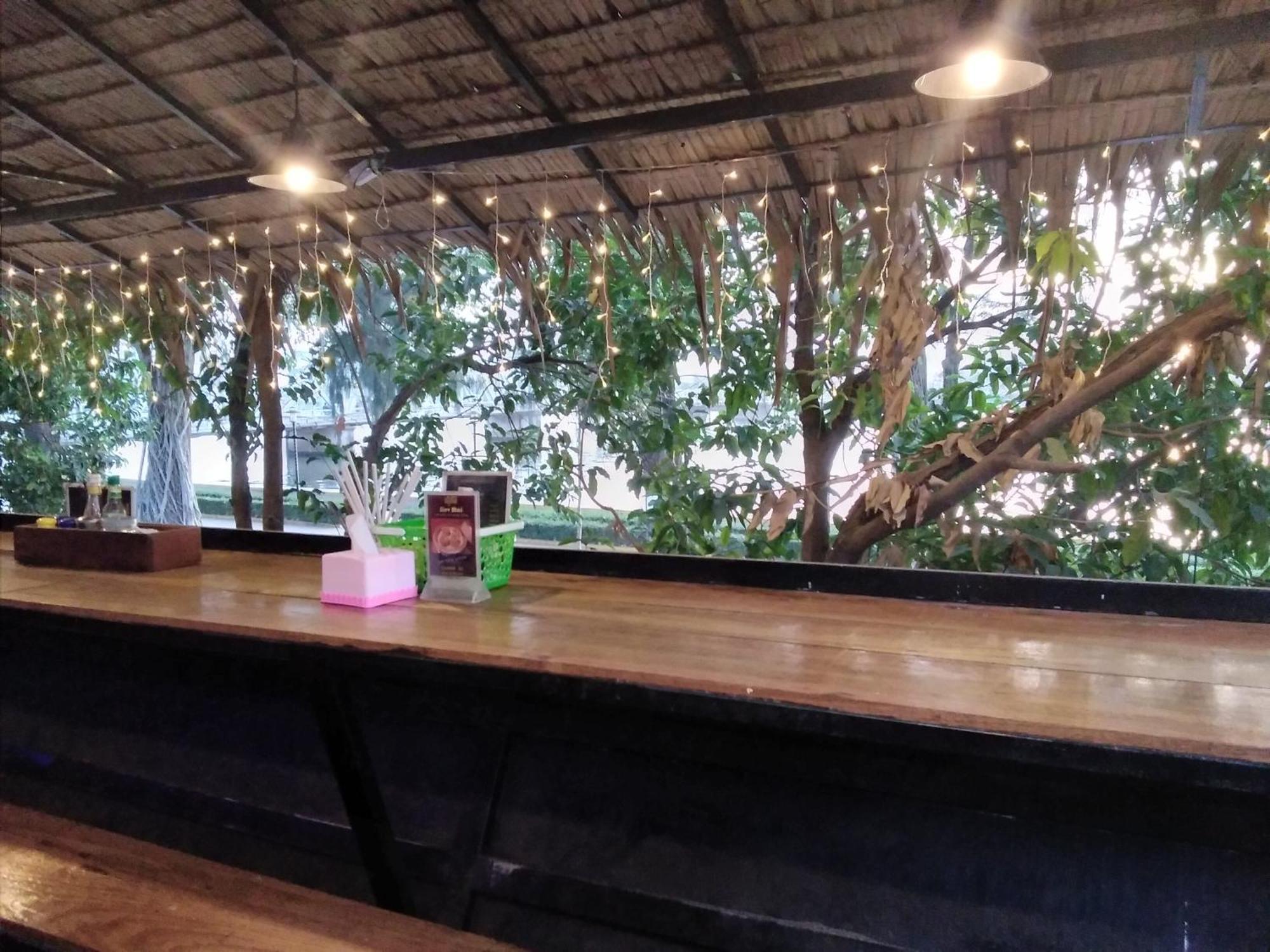 Ecran Riverfront Guesthouse Кампот Екстериор снимка
